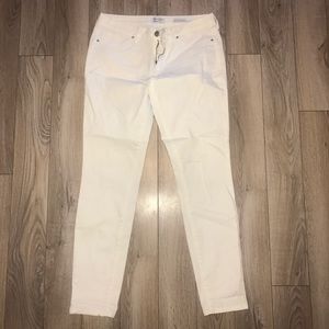 Jessica Simpson skinny white jeans